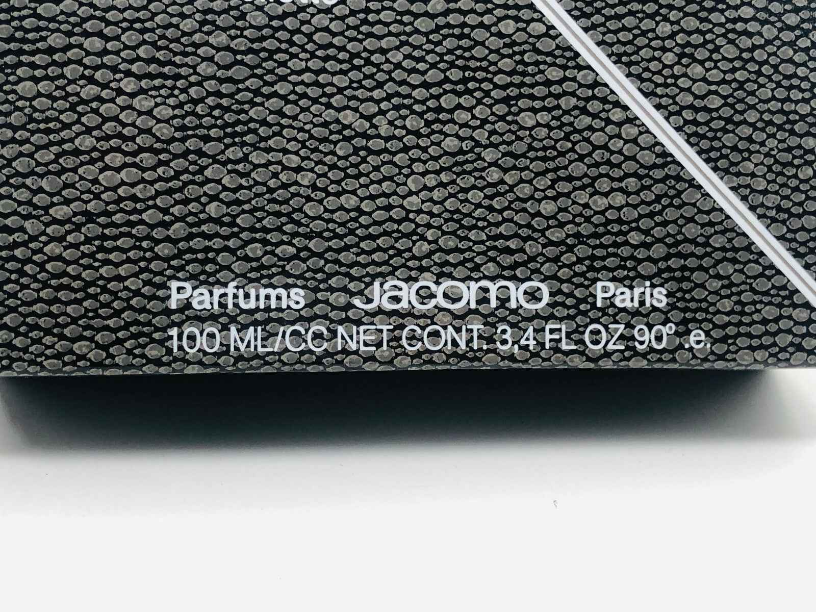 Scatola del Profumo Jacomo Silences Vintage da 100 ml con design elegante e raffinato