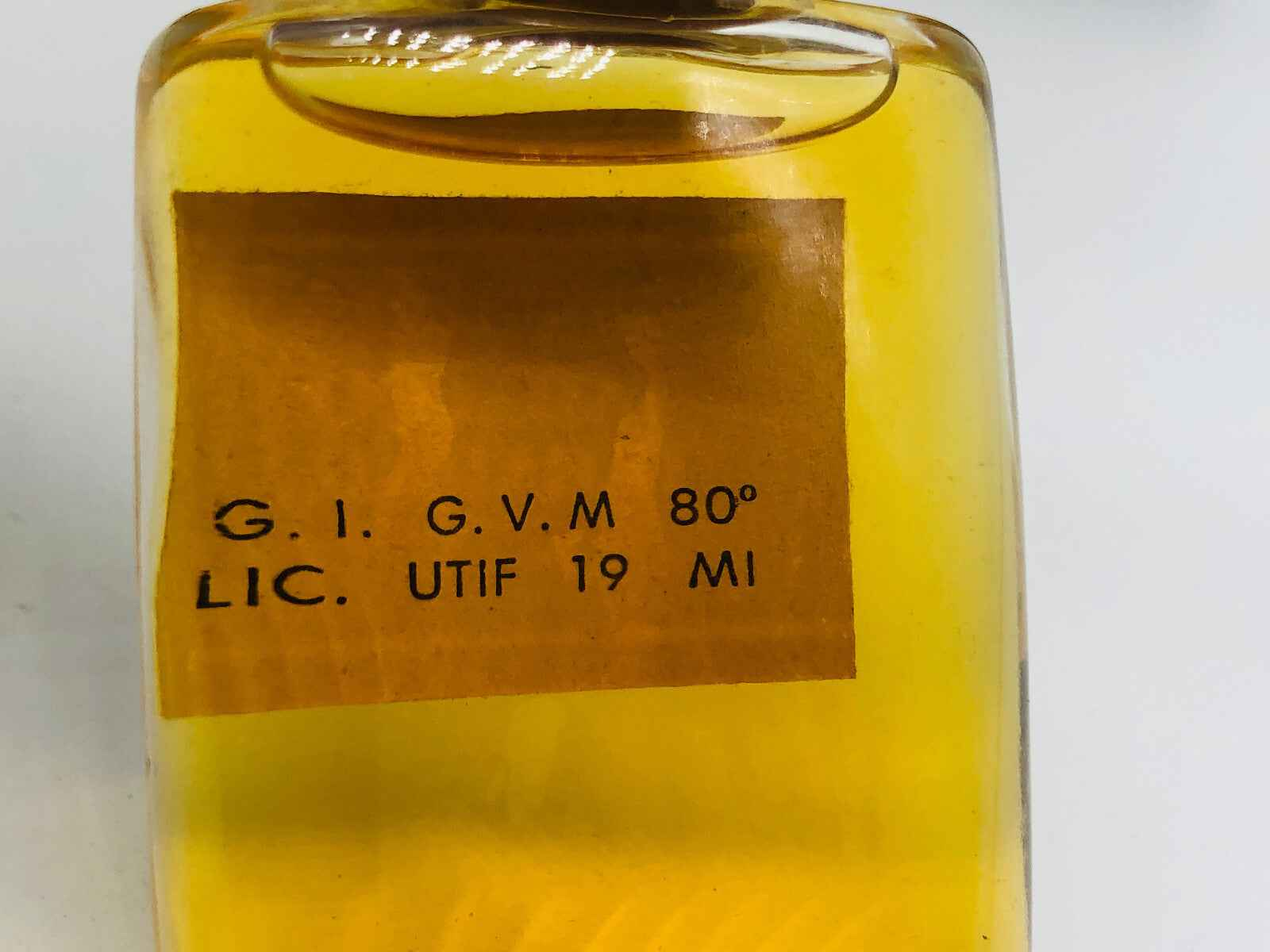 Bottiglia di profumo GIVIEMME con etichetta, fragranza Profumo Tabacco D Harar