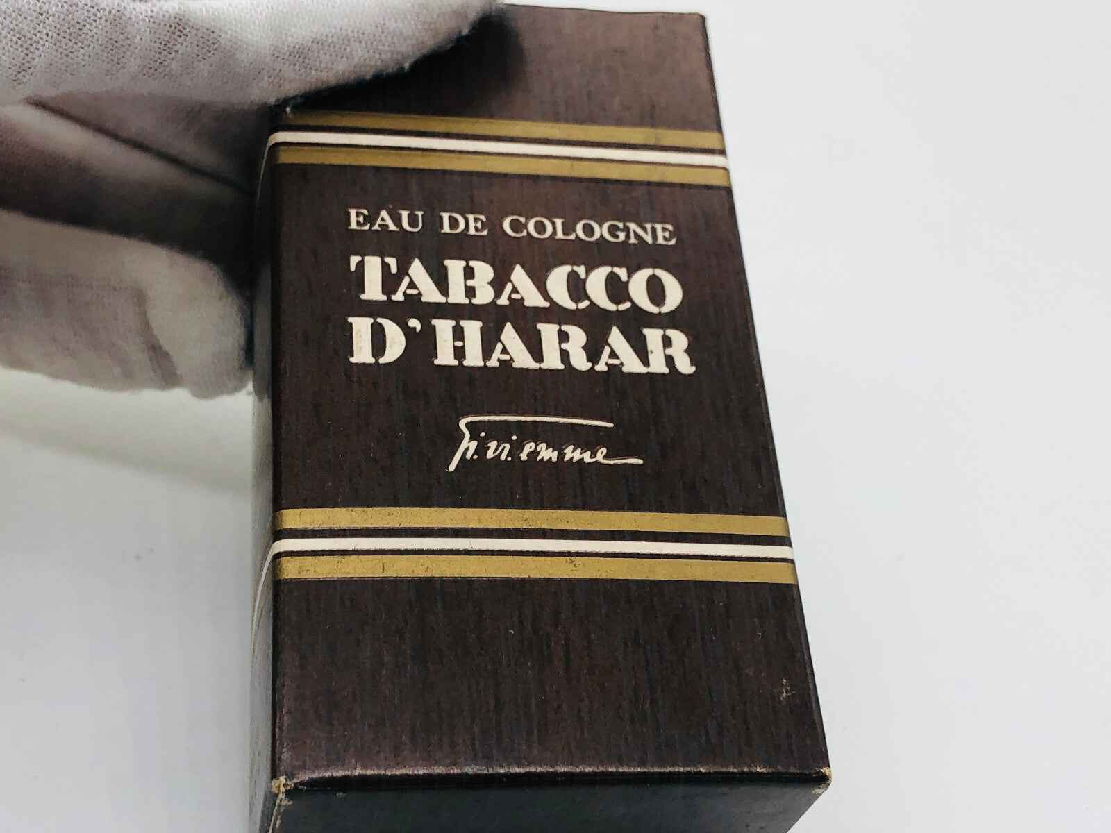 Confezione di Eau de Cologne Profumo Tabacco D Harar di GIVIEMME con dettagli eleganti