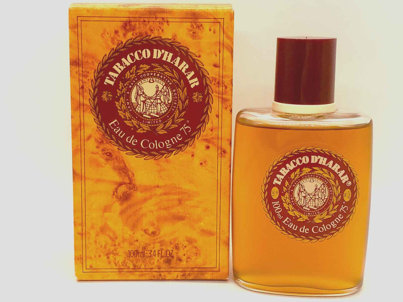 Profumo Tabacco Harar Vintage in bottiglia di vetro con confezione elegante in legno naturale