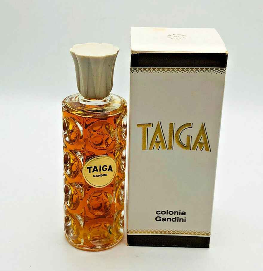 Flacone di profumo Taiga Gandini con confezione elegante, aroma unico per ogni occasione