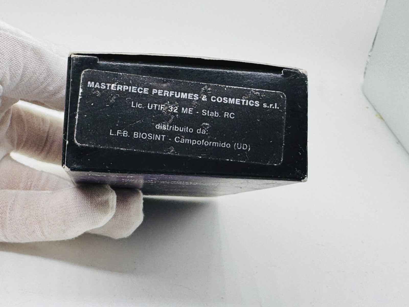 Scatola di profumo Tino Cosma Vintage con dettagli di distribuzione e design elegante