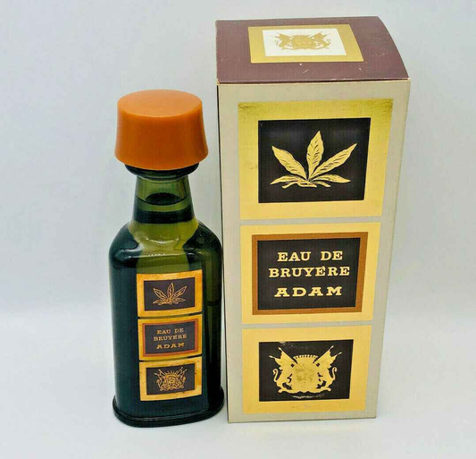 Profumo Vintage Adam Eau De Bruyere in bottiglia con confezione elegante e design classico