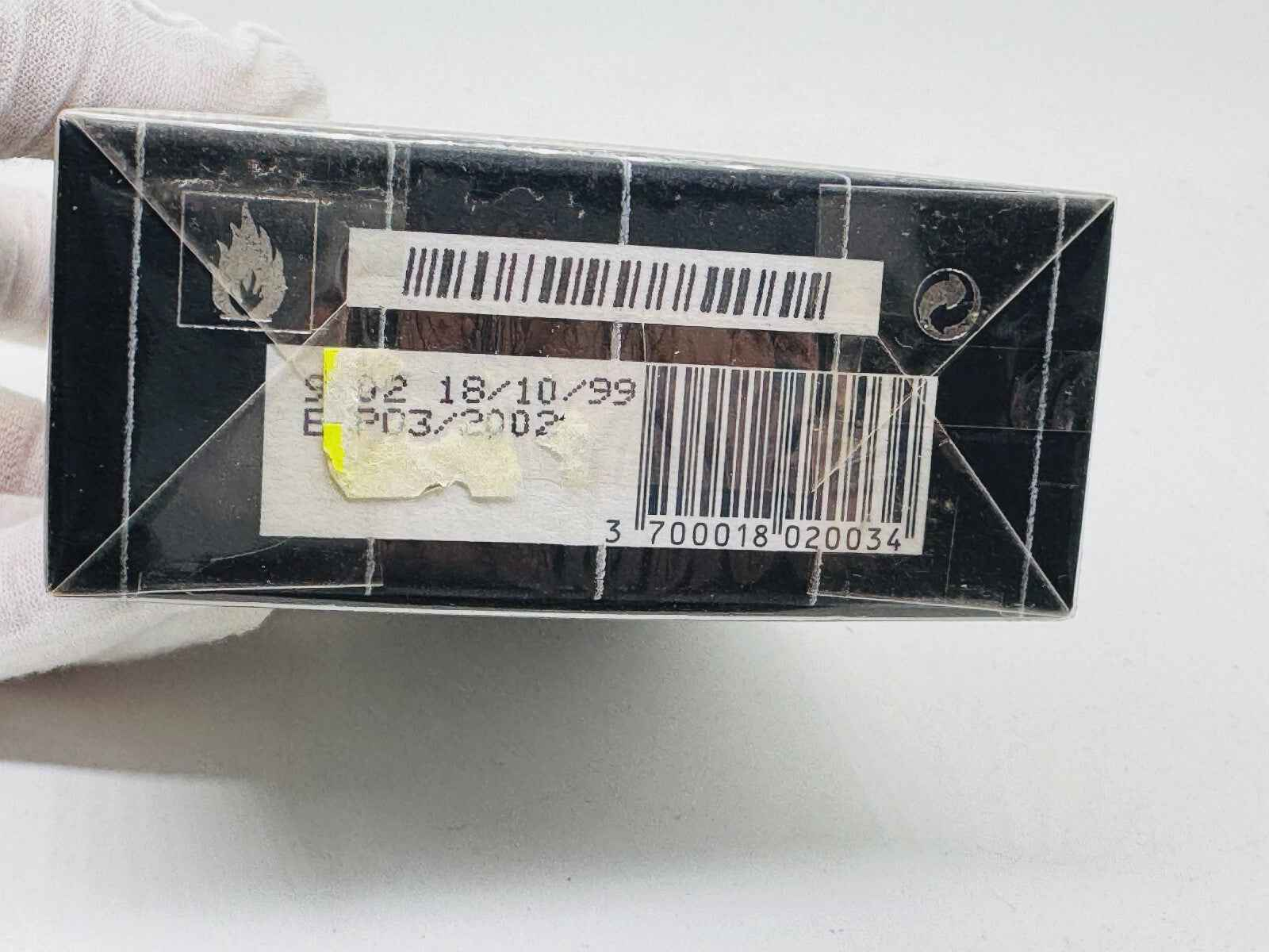 Scatola del Profumo Vintage Francesco Smalto con codice a barre e data di scadenza