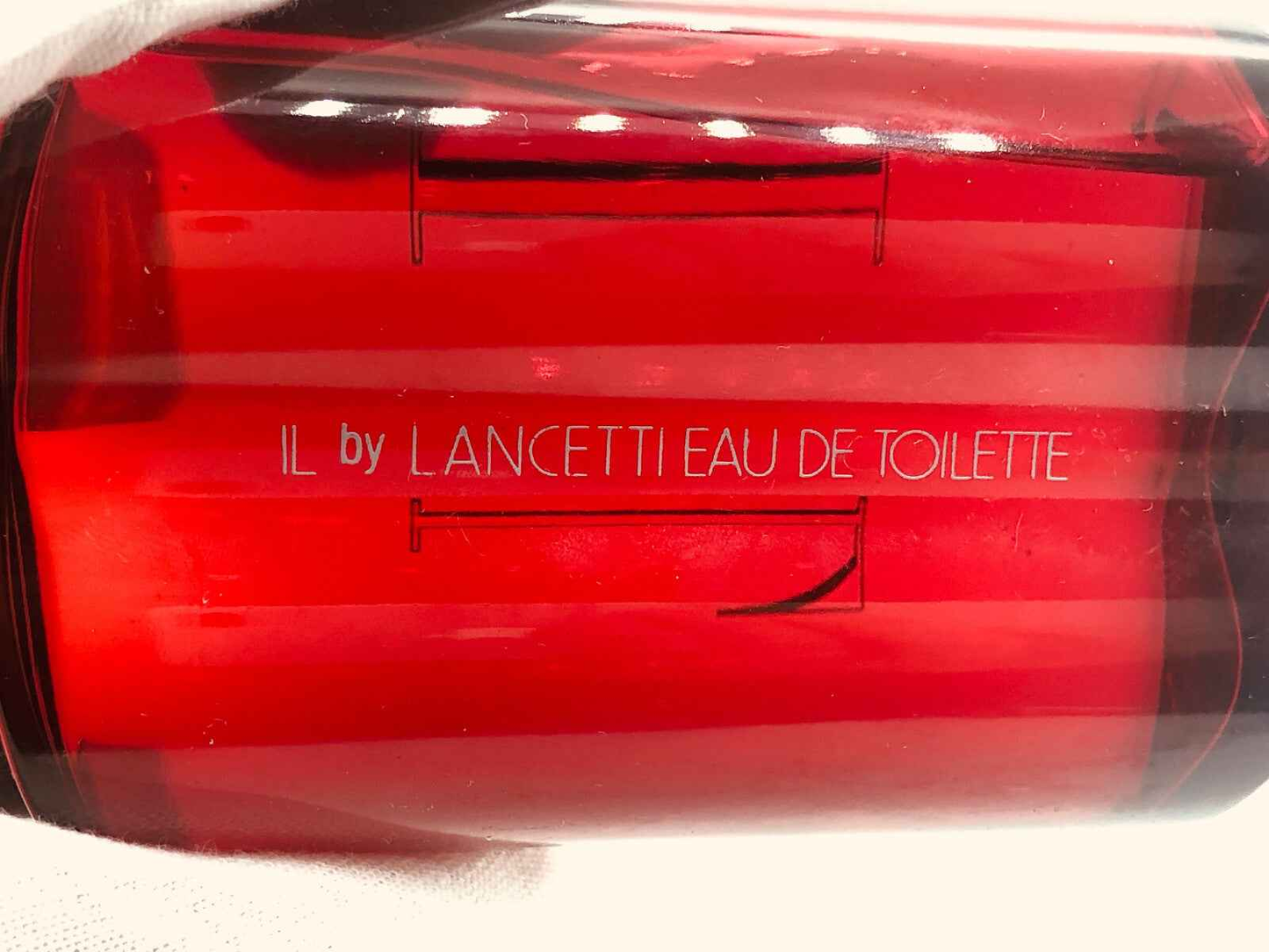 Bottiglia di profumo Vintage Il Lancetti in vetro rosso con etichetta elegante