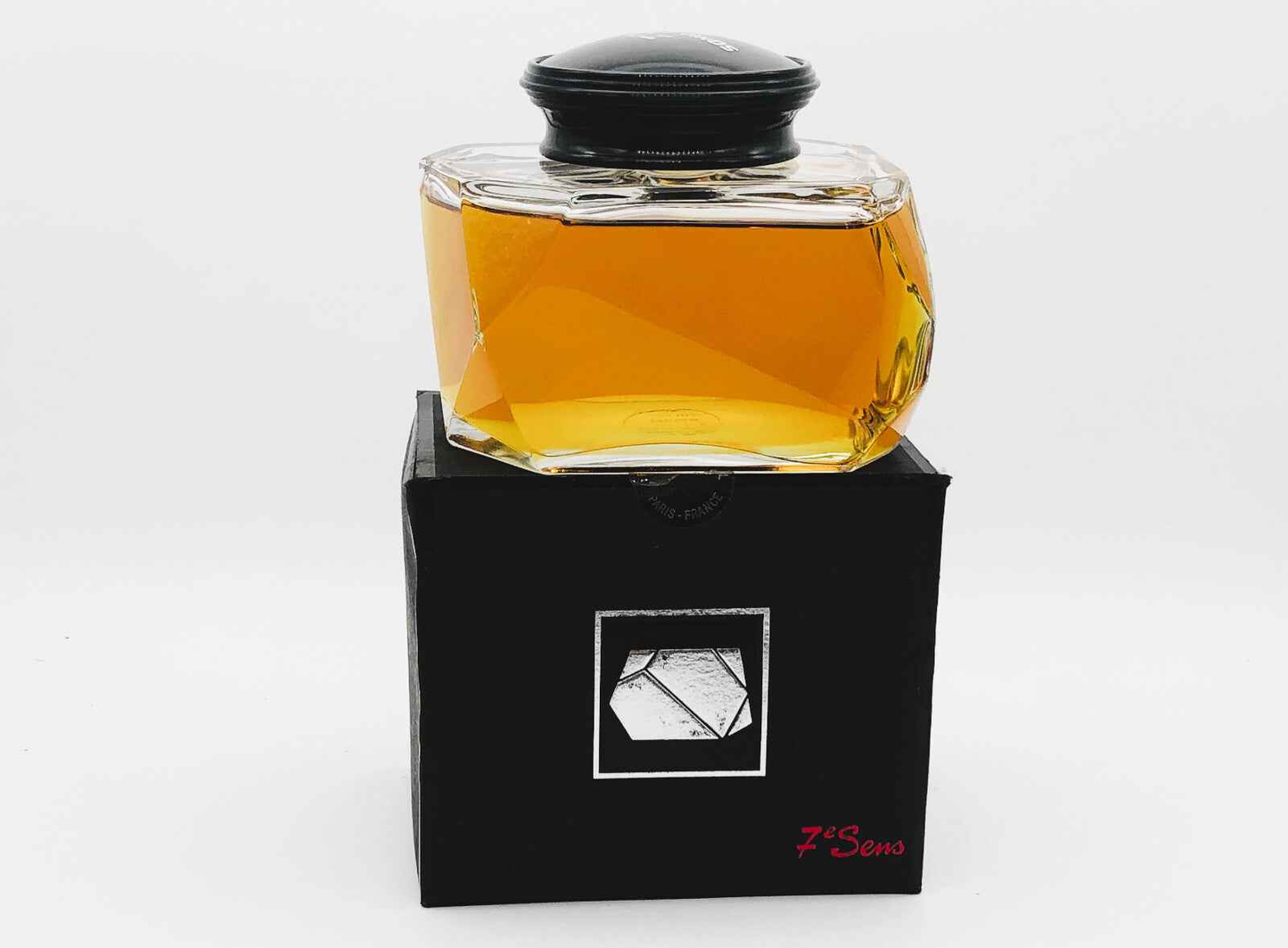 Profumo vintage Sonia Rykiel in flacone elegante con tonalità dorate e scatola nera