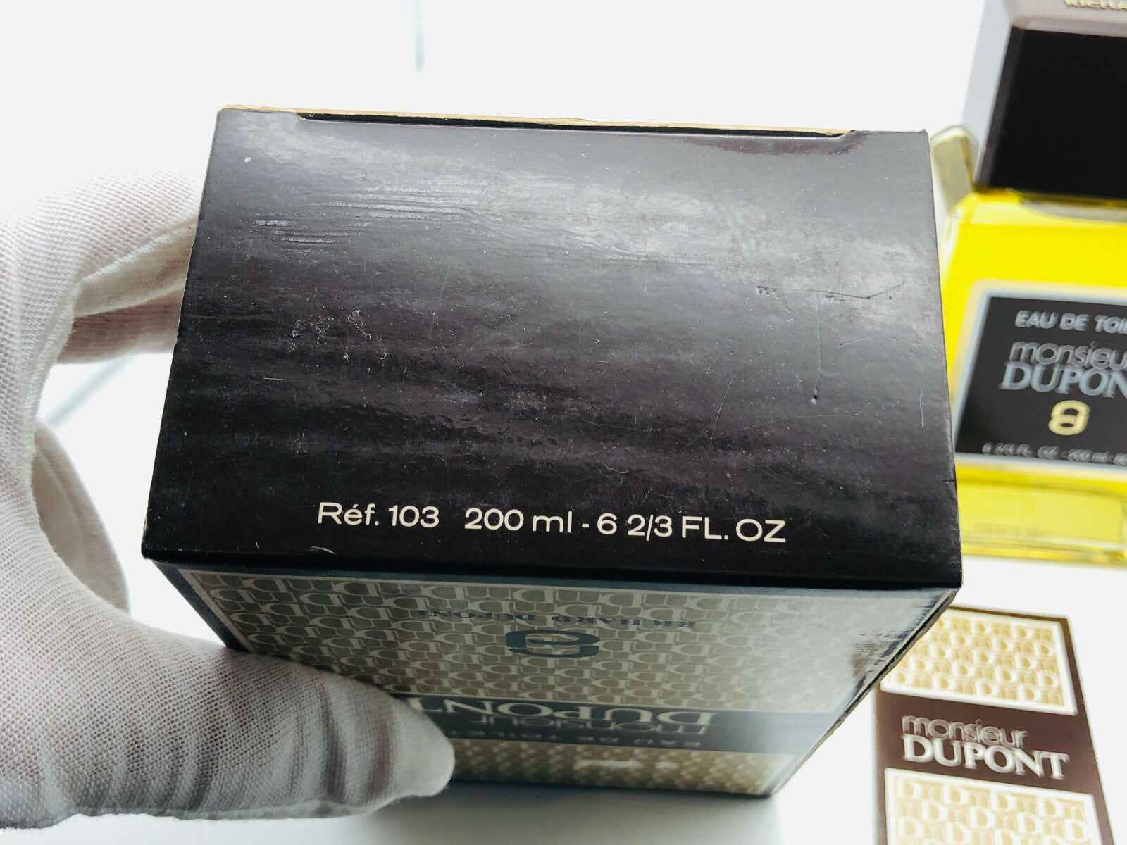 Scatola del profumo Richard Dupont da 200 ml con dettagli sul retro e design elegante