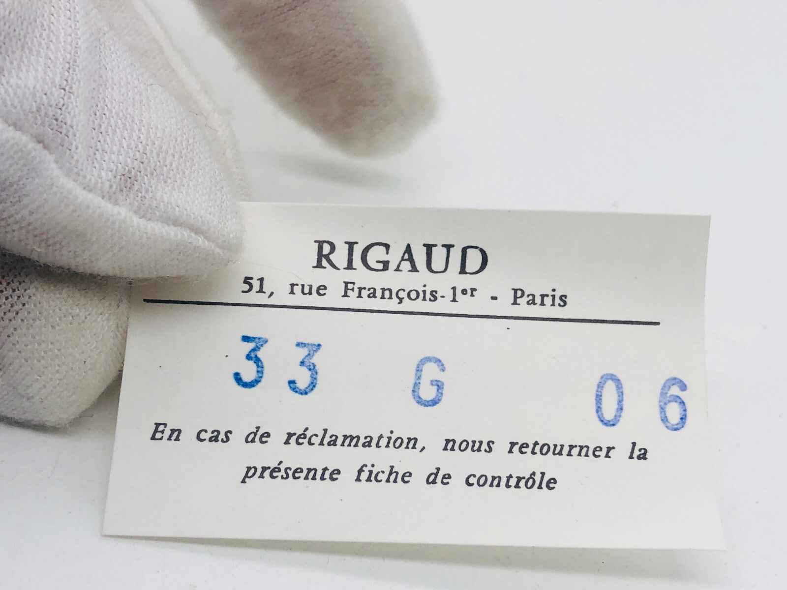 Etichetta del Profumo Rigaud Evereve Vintage con dettagli di produzione e informazioni di controllo