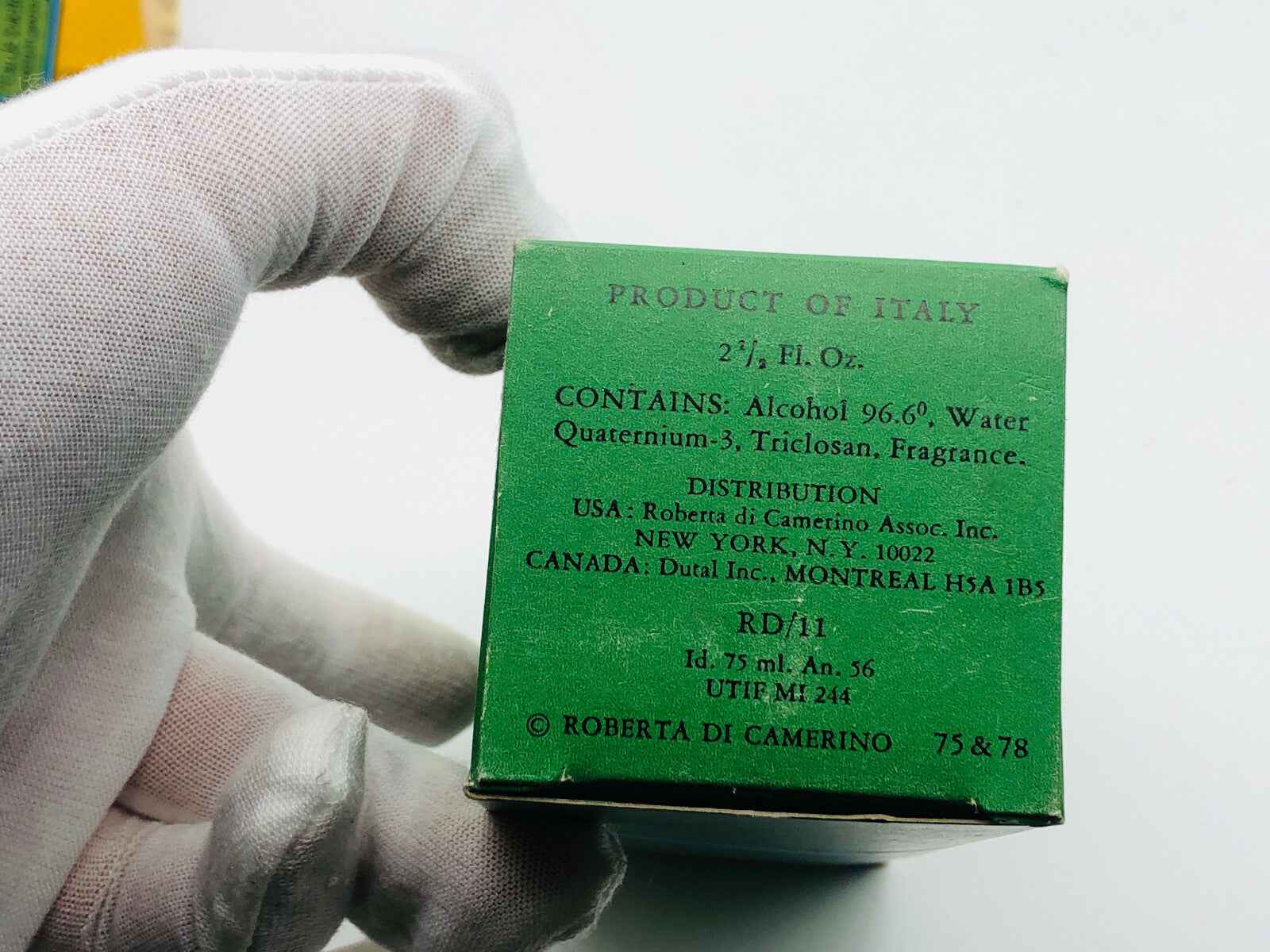 Scatola di profumo vintage Roberta Di Camerino Vintage Donna con ingredienti e origine italiana