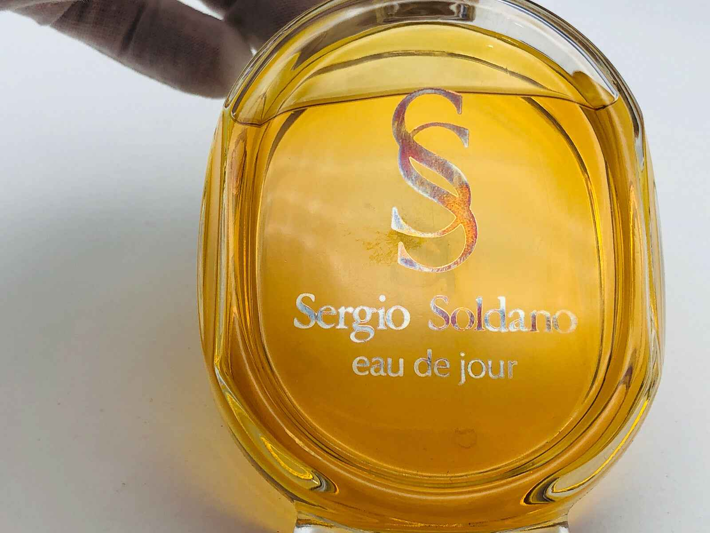 Flacone di Profumo Soldano Vintage con etichetta Sergio Soldano eau de jour in oro e trasparente