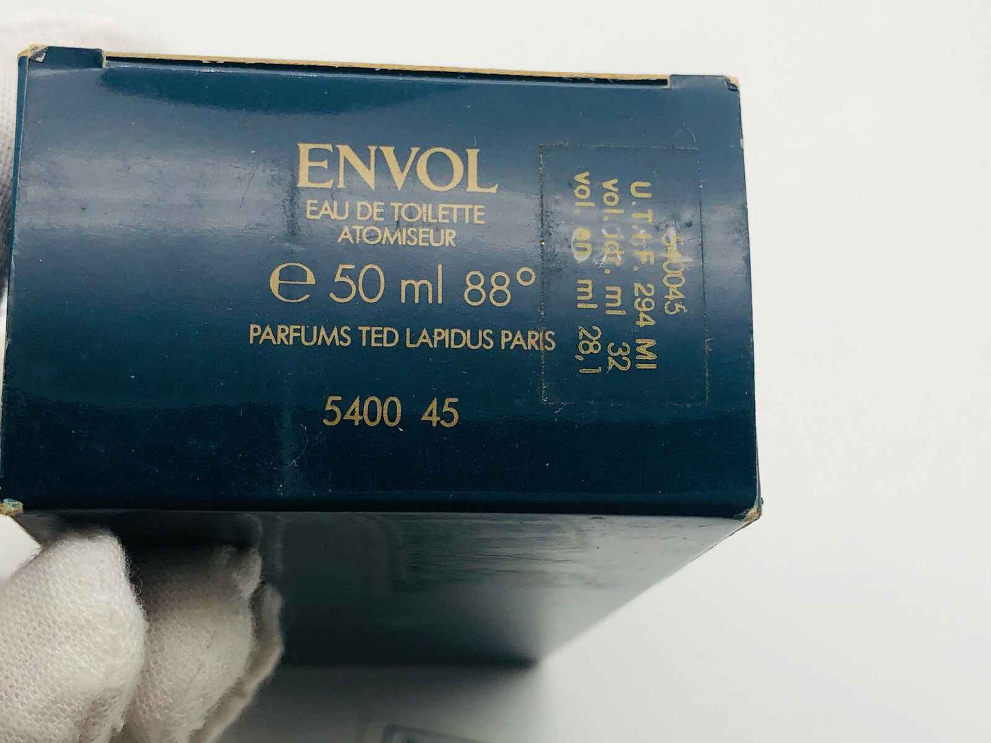 Scatola di profumo Ted Lapidus Envol Vintage da 50 ml con design elegante e classico