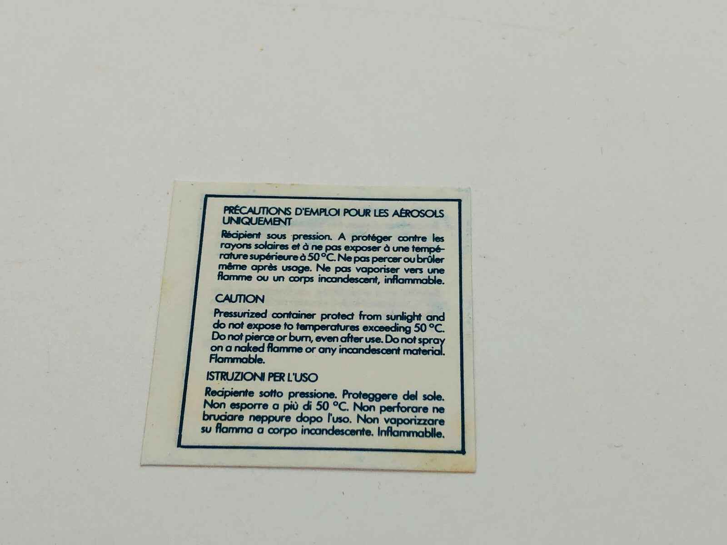 Etichetta di avvertenza per aerosol Ted Lapidus Envol Vintage con istruzioni e precauzioni d'uso