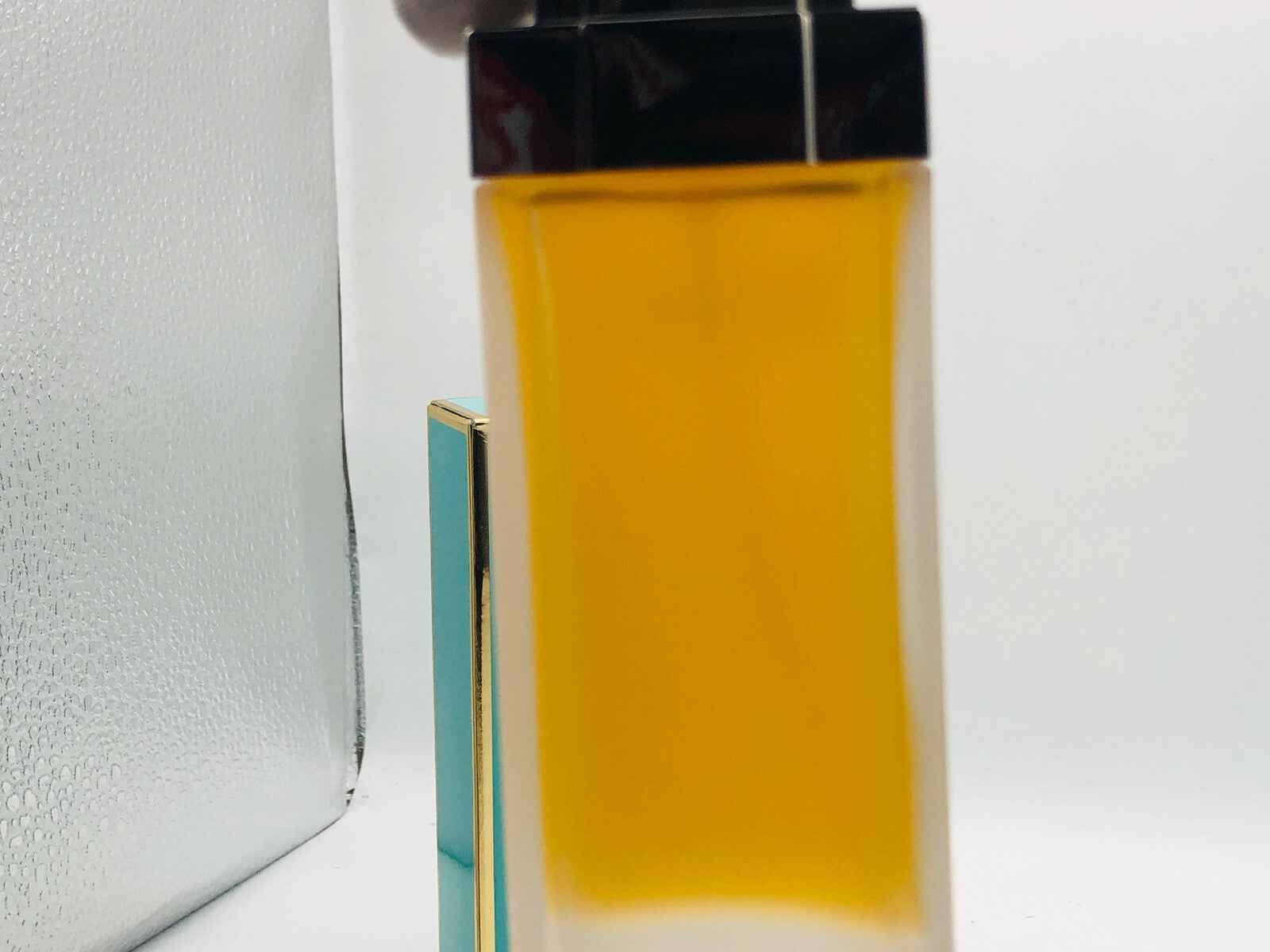 Profumo Tiffany Donna Vintage con flacone elegante e design raffinato per donne sofisticate
