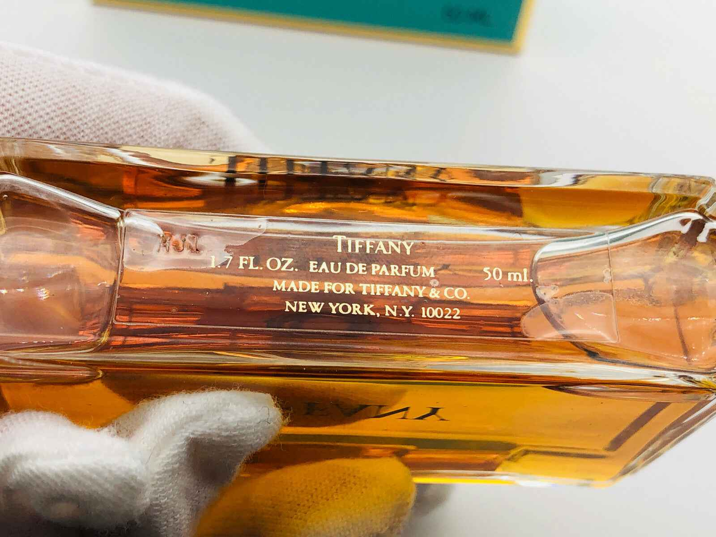 Profumo Tiffany Vintage Donna in flacone da 50 ml con etichetta chiara e dettagli eleganti