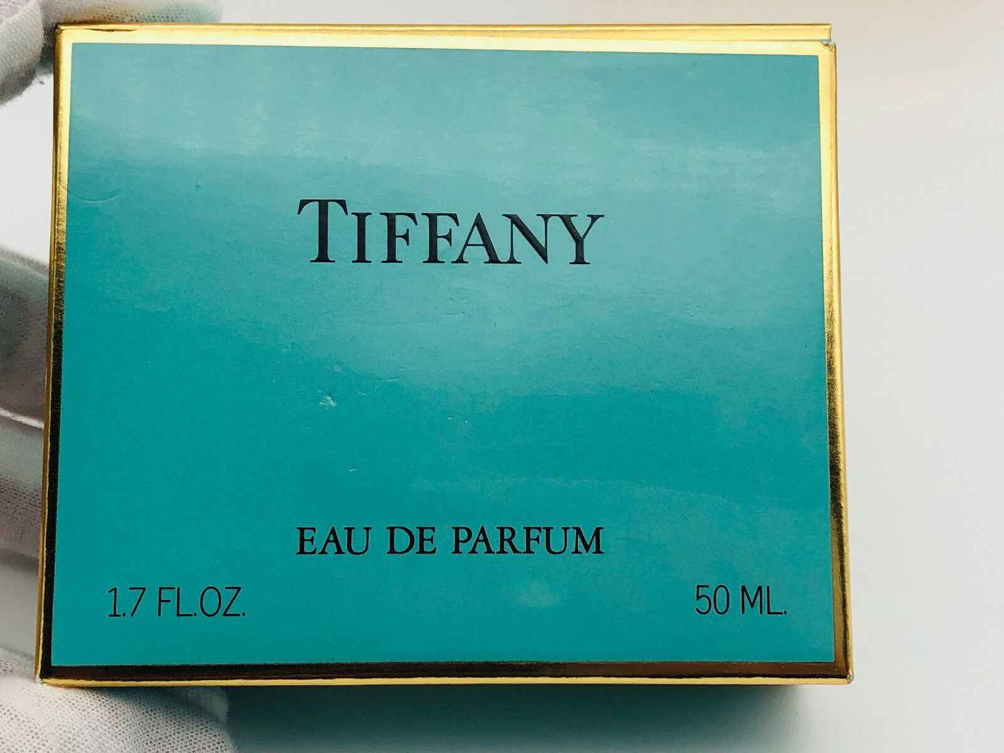 Scatola del profumo Tiffany Vintage Donna da 50 ml con design elegante e blu iconico
