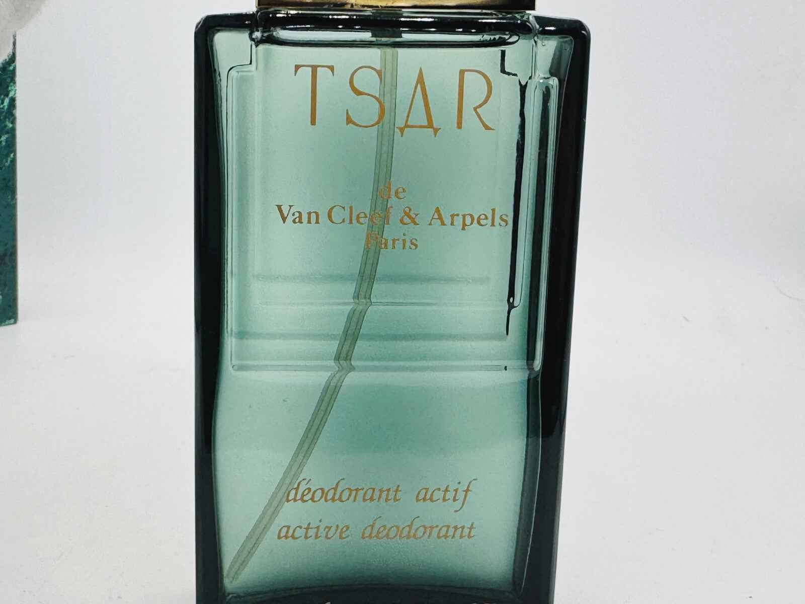 Deodorante attivo Tsar Van Cleef Arpels Vintage in flacone elegante e moderno