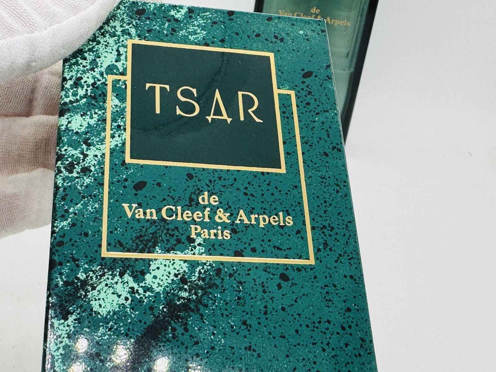 Scatola profumo Tsar Van Cleef Arpels Vintage con design elegante in verde e oro