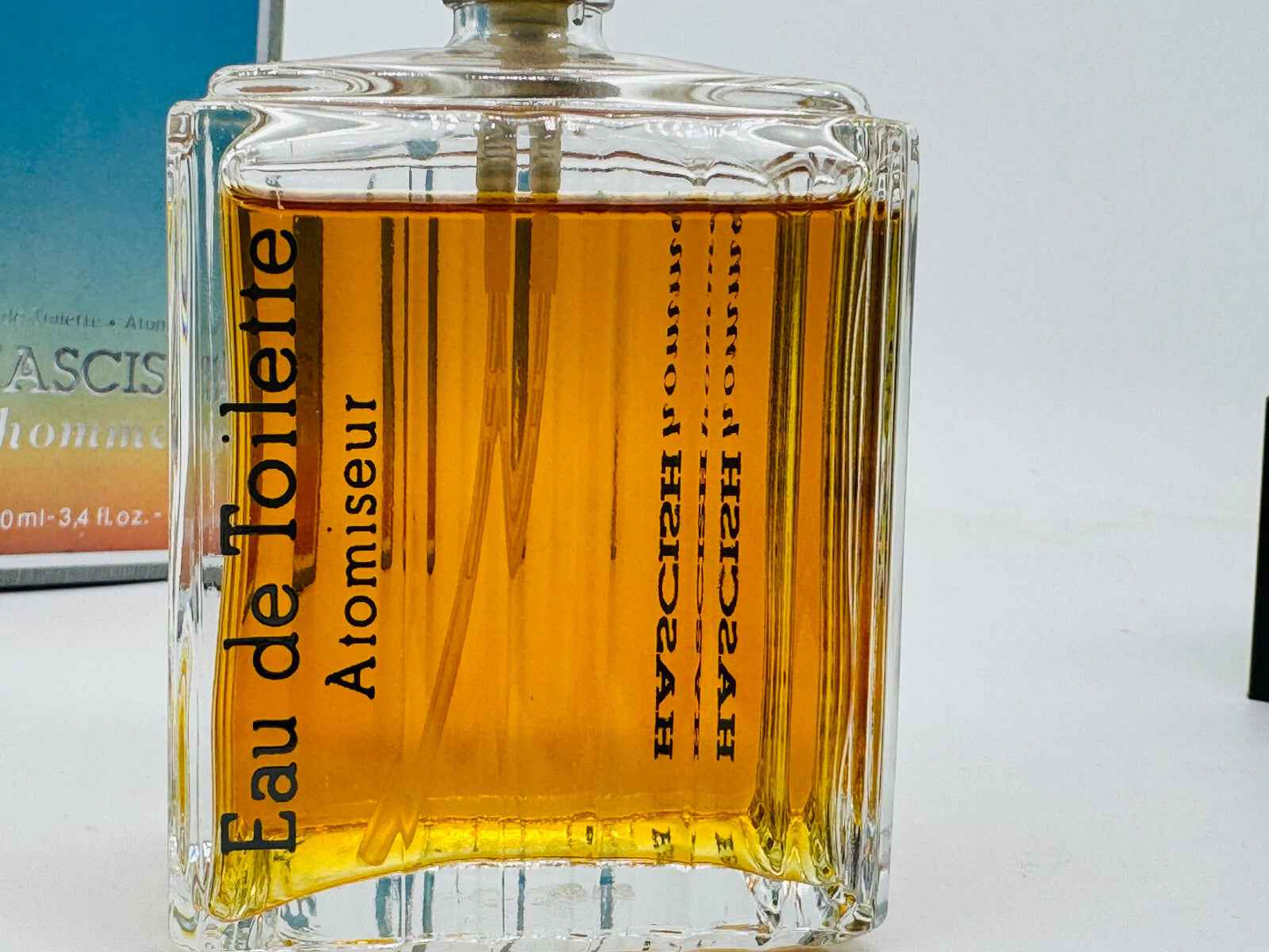 Bottiglia di profumo Veejaga Hascish Pour Homme da 100ml con spruzzatore elegante e aroma intenso