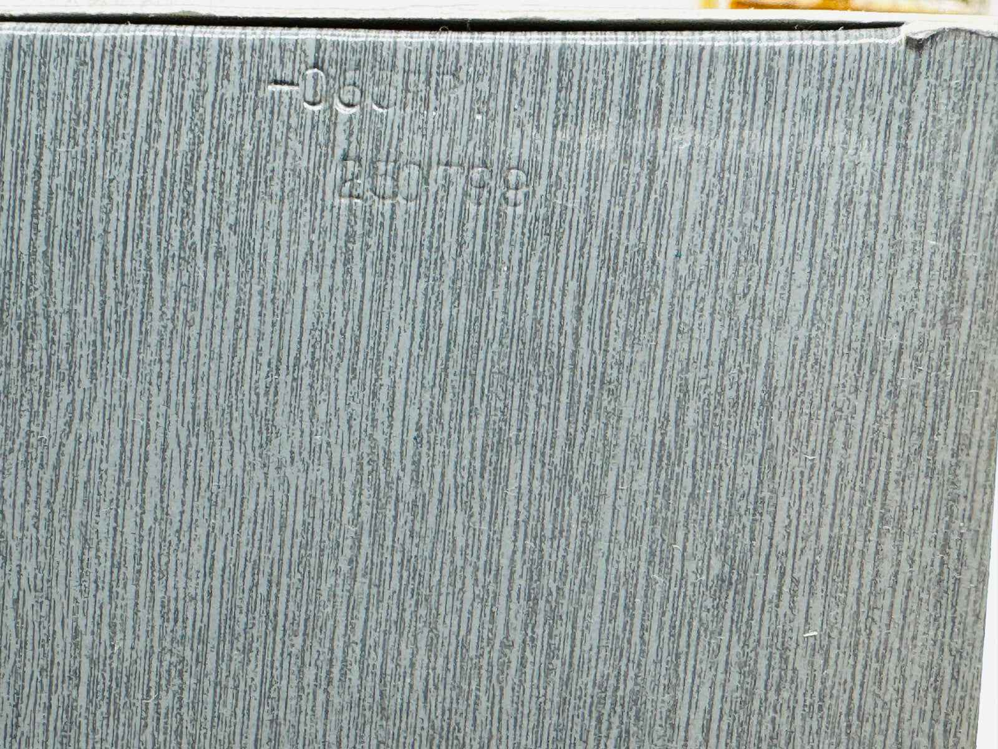 Veejaga Hascish Pour Homme, confezione elegante in grigio per fragranze maschili