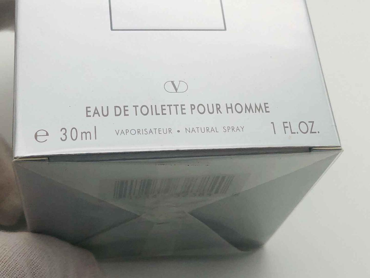 Very Valentino Pour Homme Eau de Toilette da 30 ml in confezione elegante per uomo