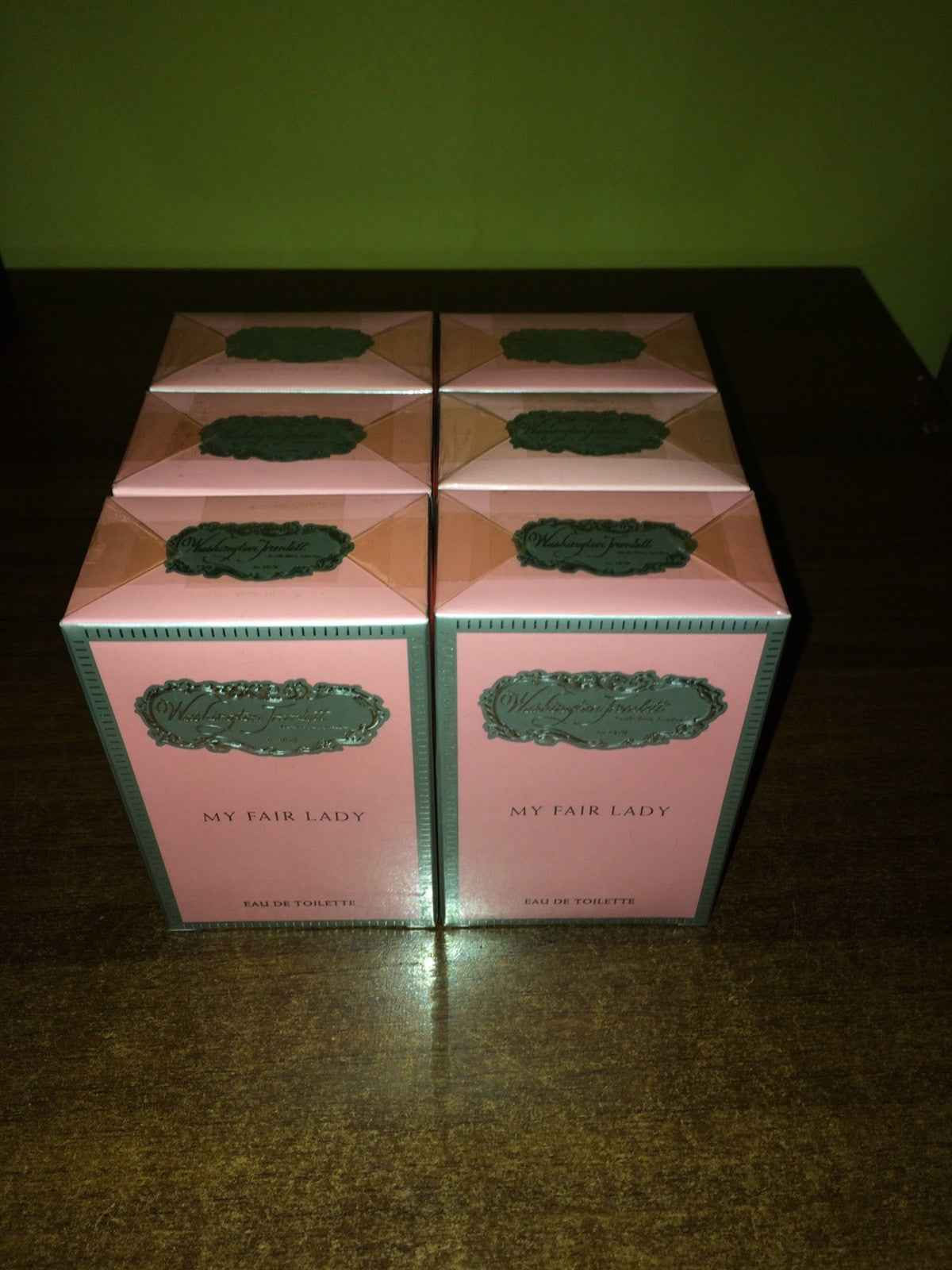 Set di sei confezioni di profumo Washington Tremlett My Fair Lady in eleganti astucci rosa