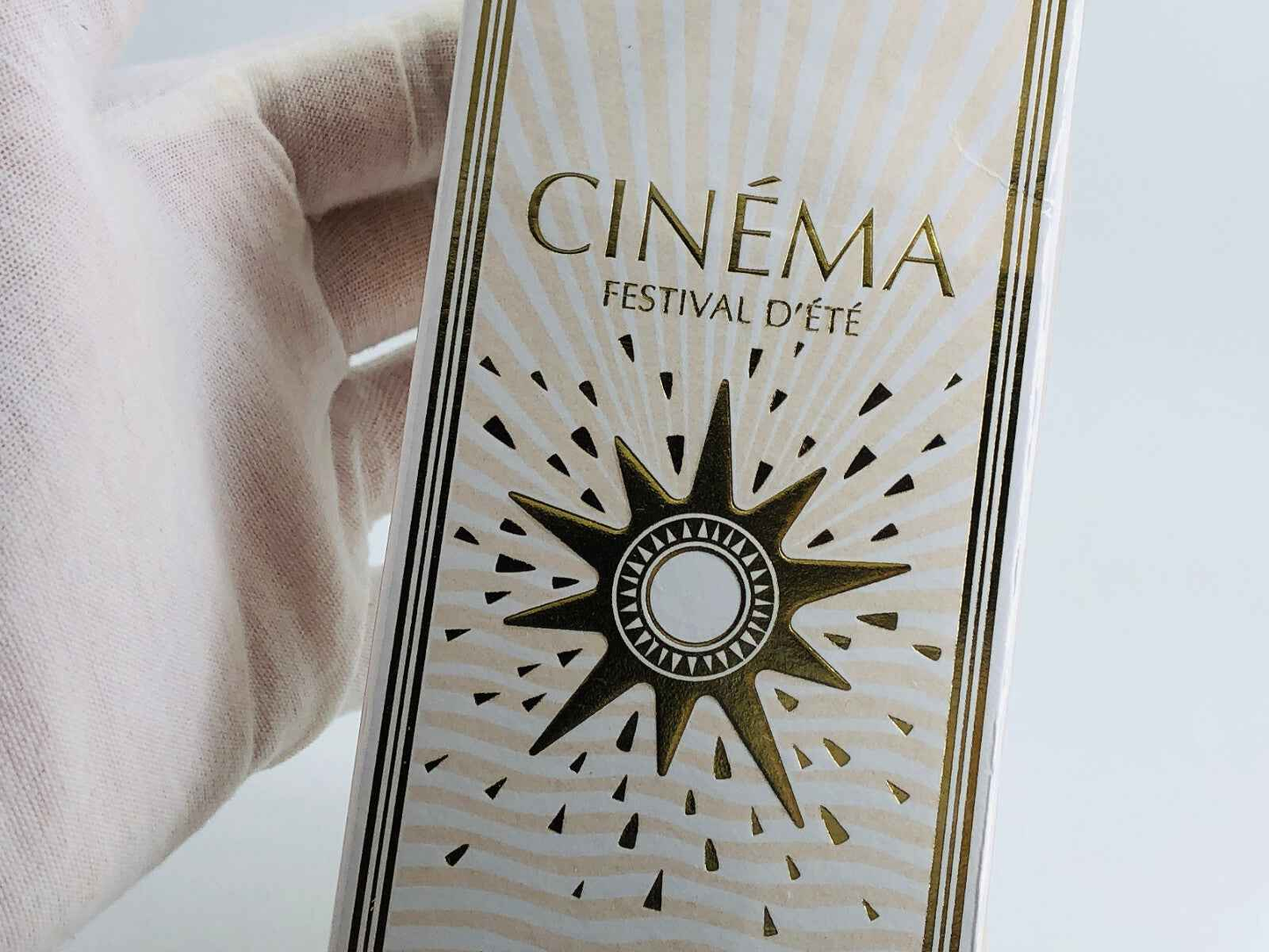 Ysl Cinema Festival D'Ete profumo con elegante confezione dorata e design solare