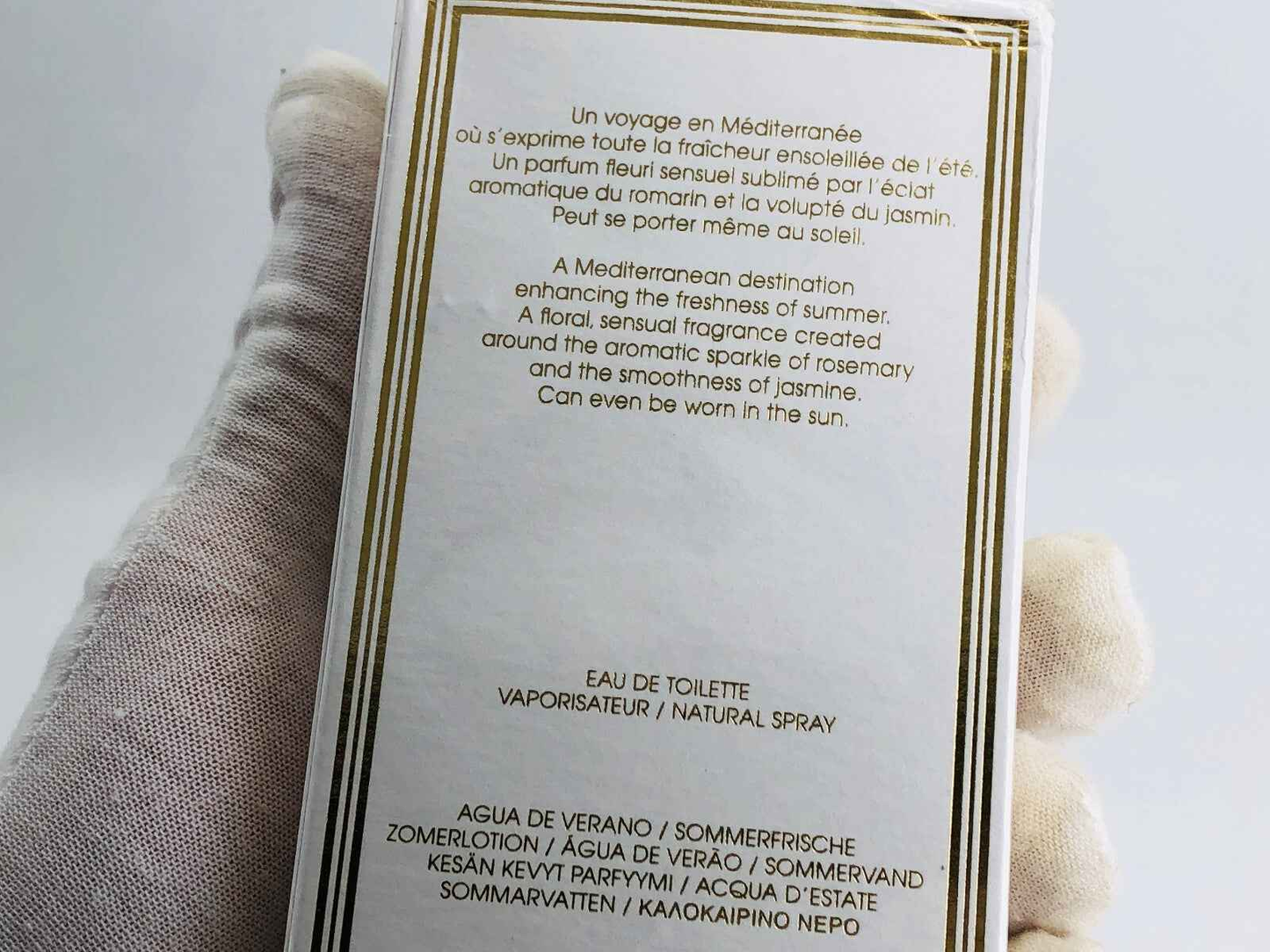 Scatola di Ysl Cinema Festival D'Ete, profumo fresco con aromi di gelsomino e rosmarino