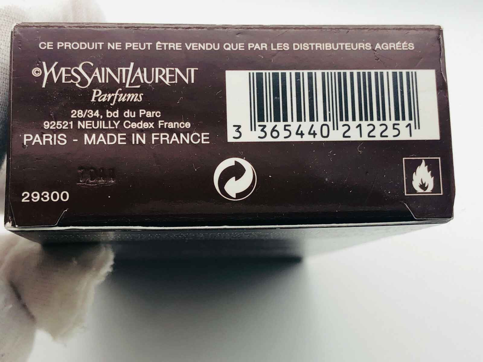 Confezione del profumo M7 Ysl Vintage di Yves Saint Laurent con codice a barre e dettagli del prodotto