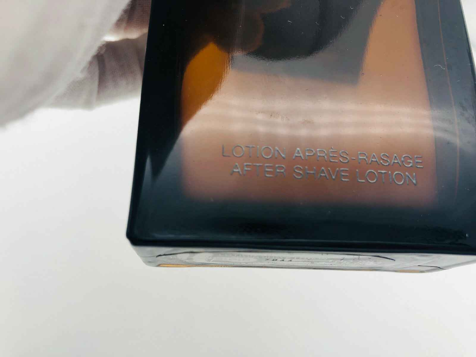 Lotion Après-Rasage M7 Ysl Vintage in una confezione elegante per una rasatura confortevole