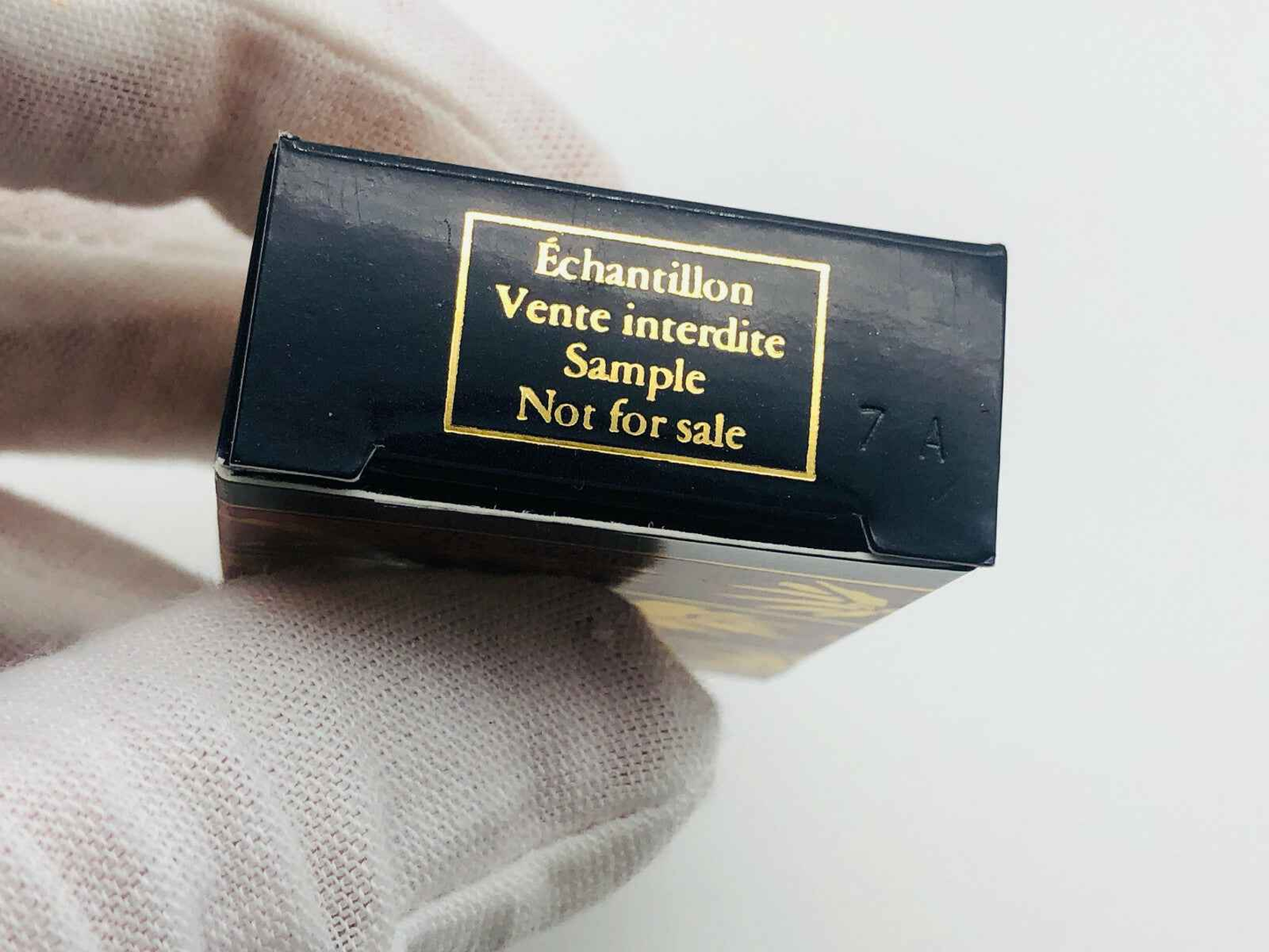 Campione di profumo Opium Ysl Vintage in confezione nera con etichetta di non vendita