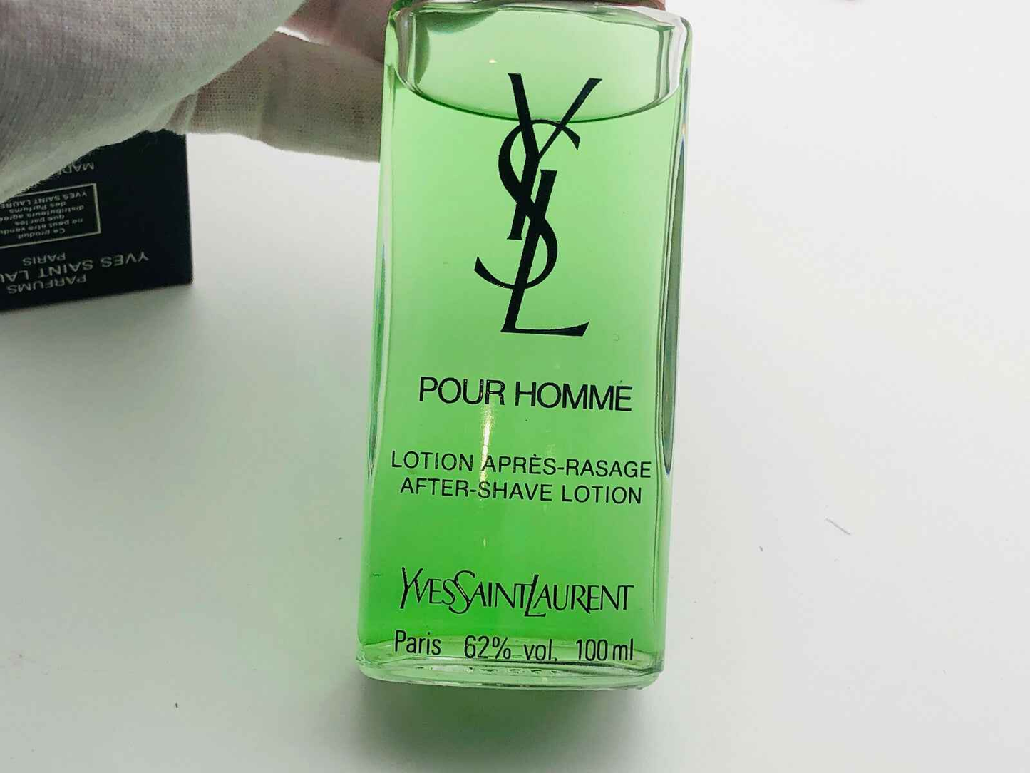 Ysl Pour Homme Vintage dopo barba in bottiglia verde da 100 ml per una rasatura rinfrescante