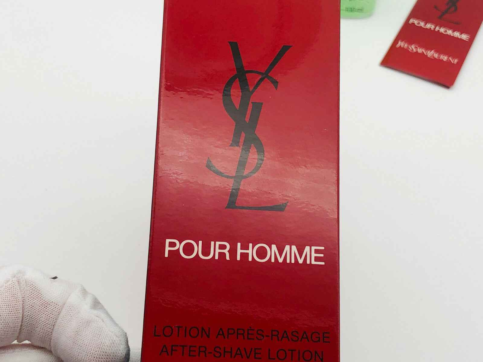 Scatola rossa di Yves Saint Laurent Ysl Pour Homme Vintage, con dettagli per la lozione dopobarba