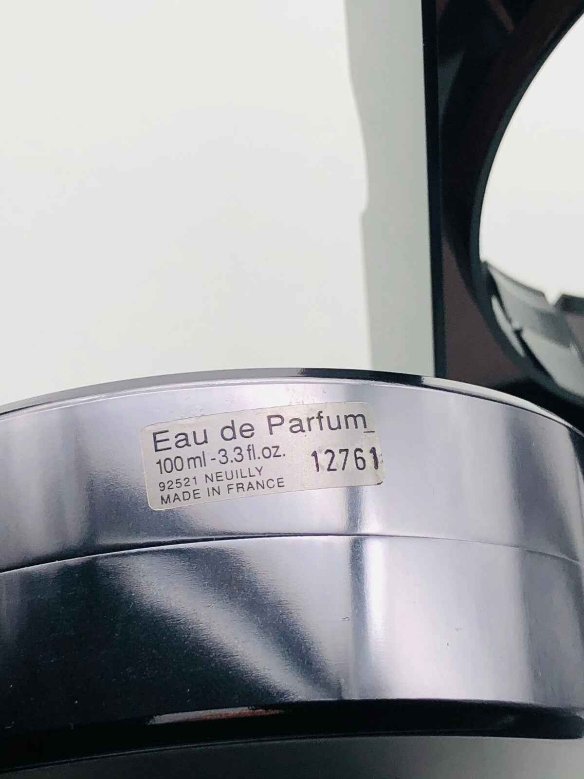 Flacone di profumo Ysl Nu Eau de Parfum da 100 ml, eleganza francese in confezione raffinata
