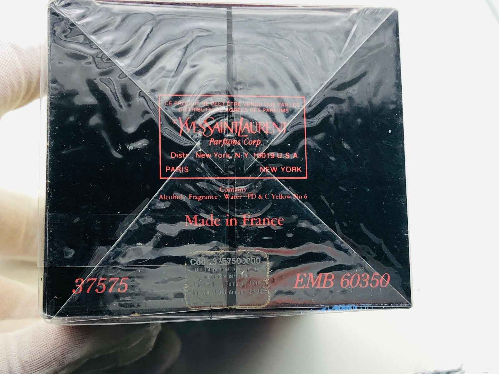Scatola di profumo Ysl Paris Vintage, realizzata in Francia, con design elegante e dettagli raffinati
