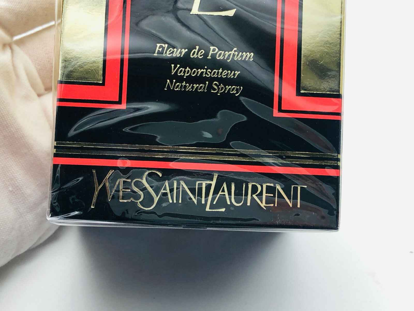 Scatola di profumo Ysl Paris Vintage con spray naturale e design elegante