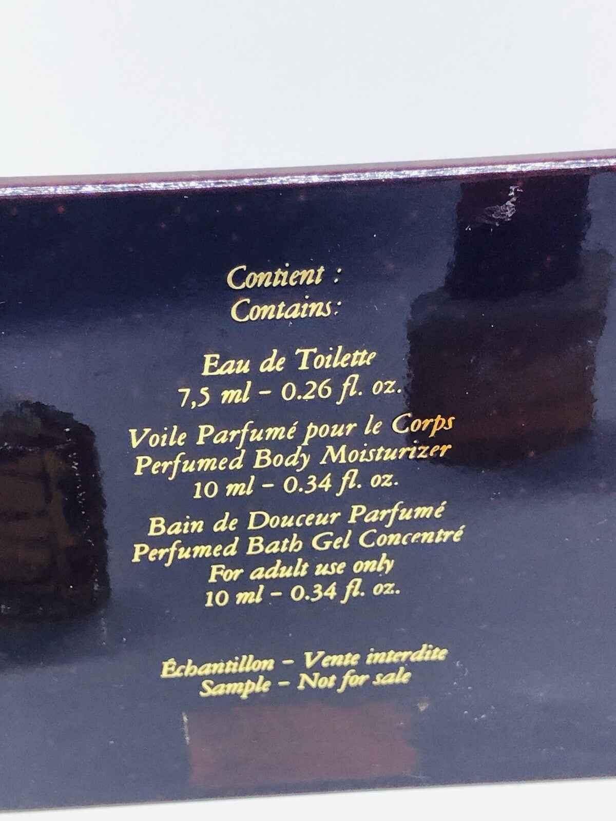 Confezione di campione Opium Yves Saint Laurent Vintage con Eau de Toilette e crema corpo