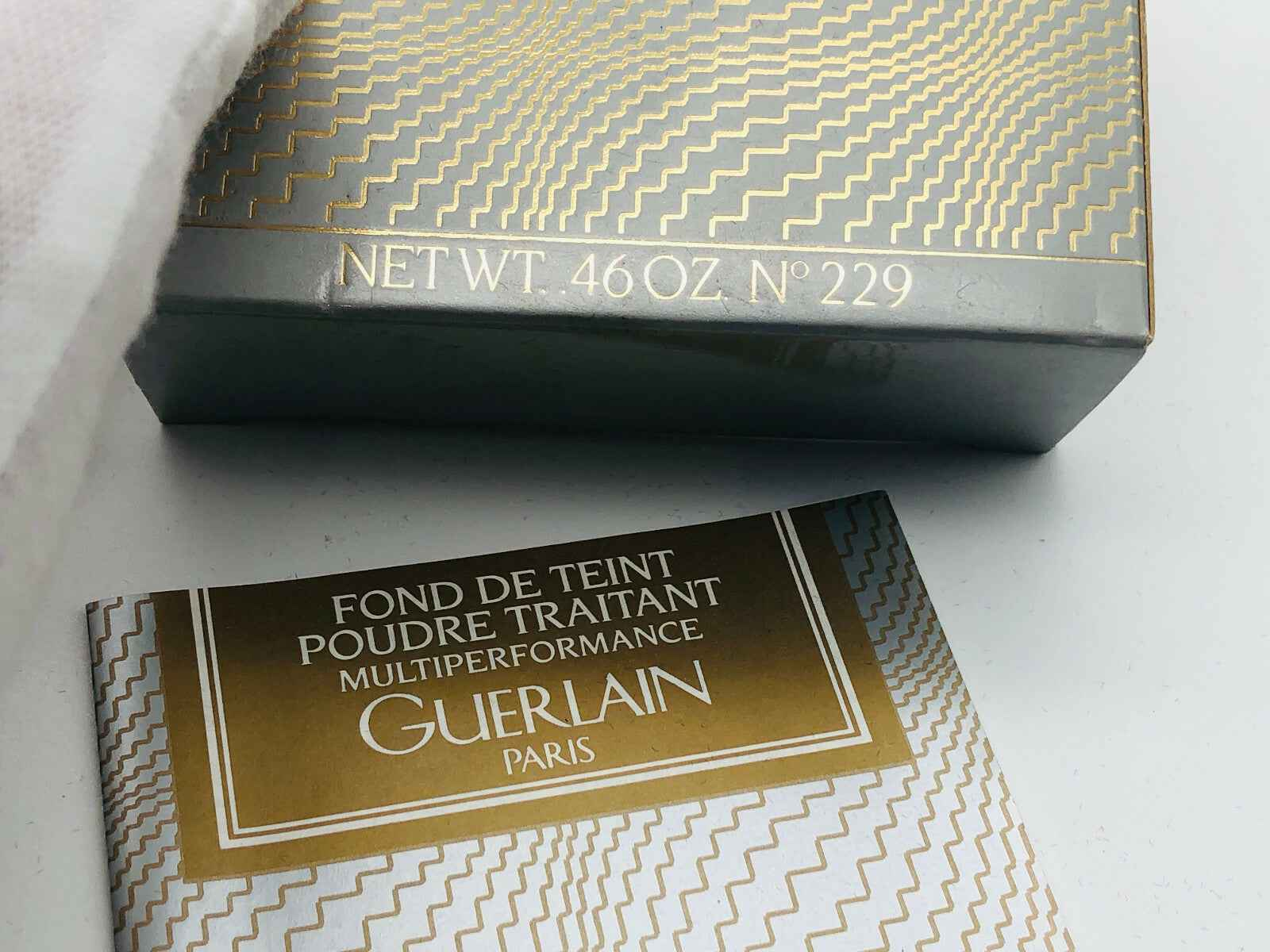 GUERLAIN FOND DE TEINT VINTAGE 13 gr N°5 REFILLABLE FONDOTINTA POWDER FOUNDATION