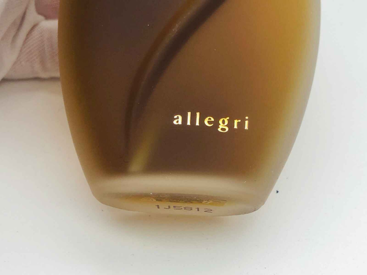Flacone di profumo Allegri Vintage di DIANA DE SILVA con design elegante e suggestivo