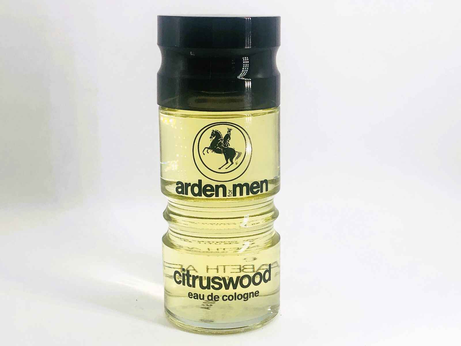 Flacone di Profumo Vintage Arden Citruswood con design elegante per uomini, 100ml di freschezza