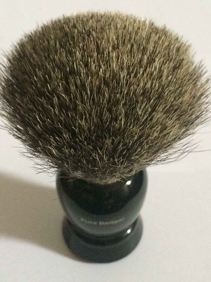 Pennello barba tasso in morbidi peli per una rasatura liscia e confortevole da The Art Of Shaving
