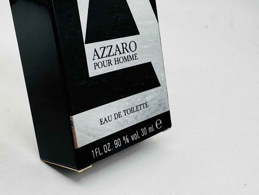 Scatola di Profumo Azzaro Pour Homme Vintage da 30ml con design elegante e sofisticato