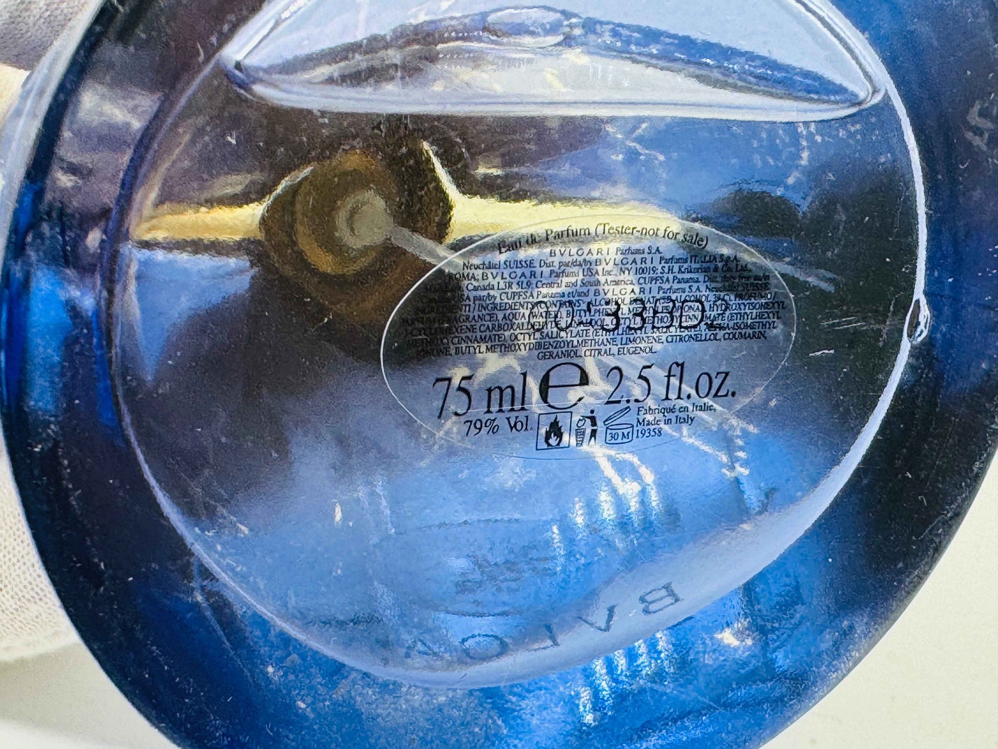Flacone di Profumo Bulgari Blu Notte da 75 ml con design elegante e tonalità blu scuro