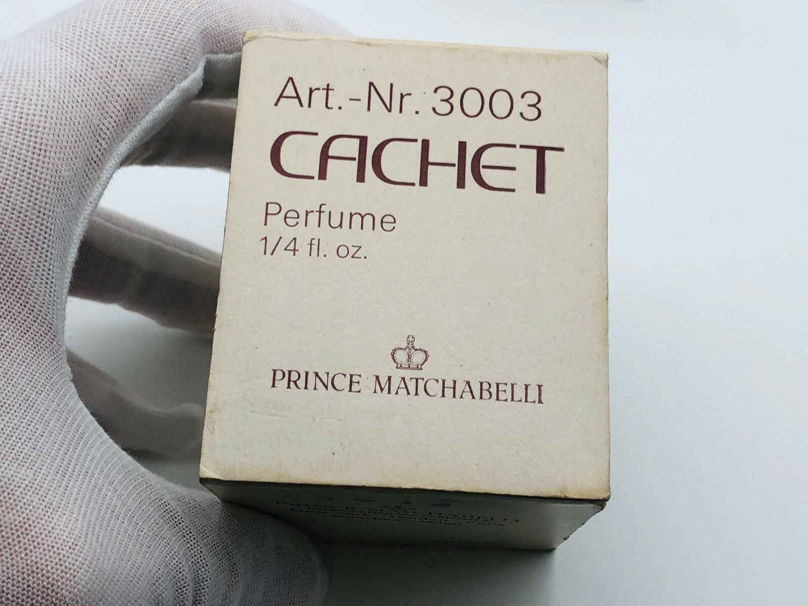 Scatola di profumo Cachet Prince Matchabelli 1/4 fl oz con design elegante e classico
