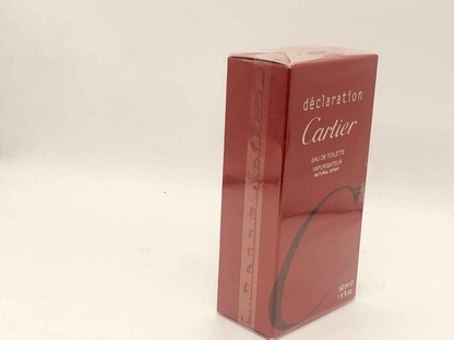 Scatola di profumo Cartier Declaration Vintage in un elegante design rosso con testo chiaro