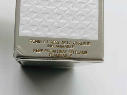 Scatola di profumo Miss Dior Vintage con avviso di sicurezza per conservazione corretta