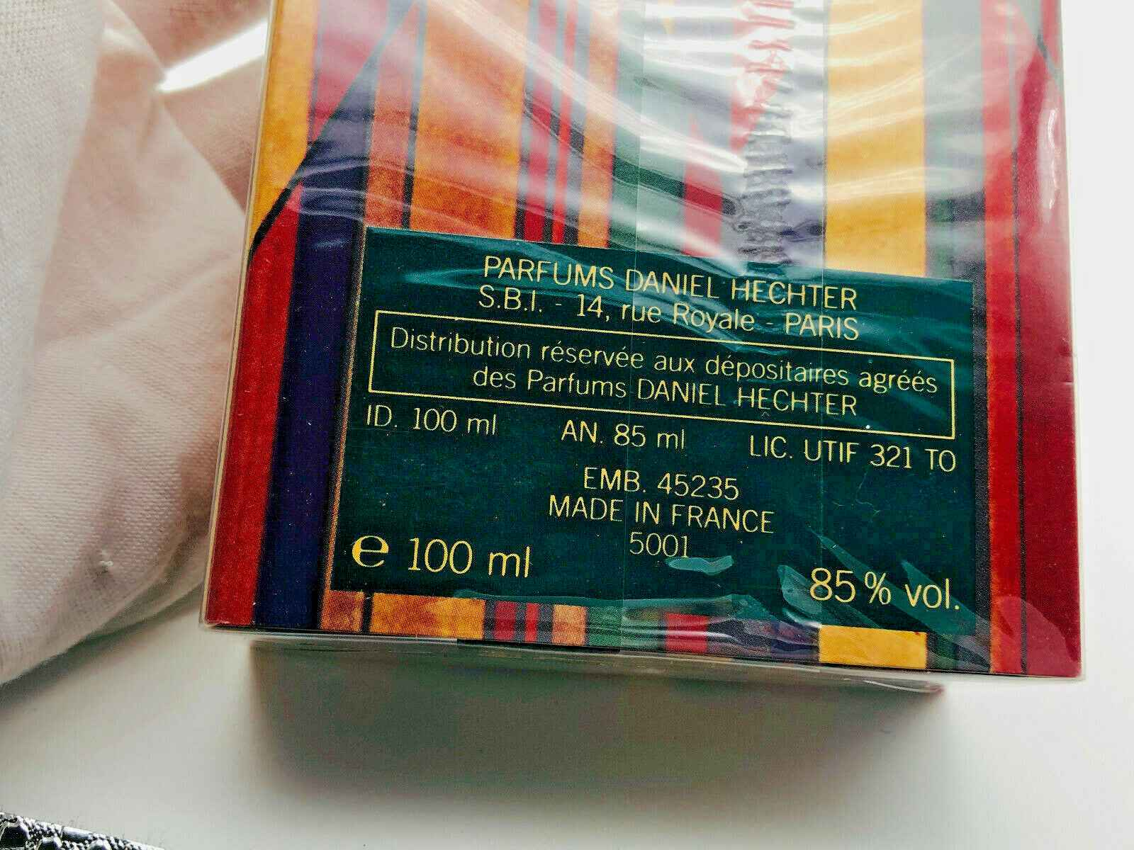 Scatola di profumo Daniel Hechter Caractere Vintage con etichetta e dettagli in francese