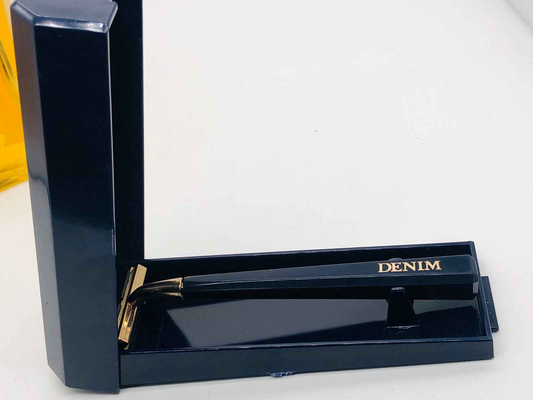 Rasoi e accessori con il profumo Denim Original Vintage in confezione elegante