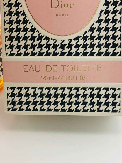 Flacone di profumo Dior Diorissimo Vintage Eau de Toilette da 220 ml con logo elegante in bianco e nero