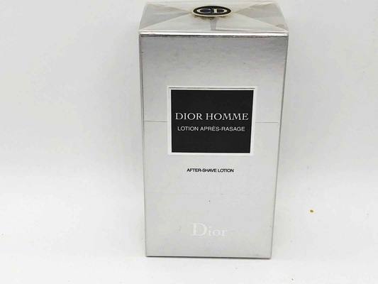 Flacone di lozione dopobarba Dior Homme Vintage con packaging elegante per la cura della pelle