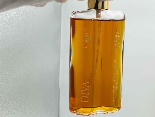 Profumo Diva Ungaro Vintage da 75 ml in bottiglia elegante con tonalità dorata